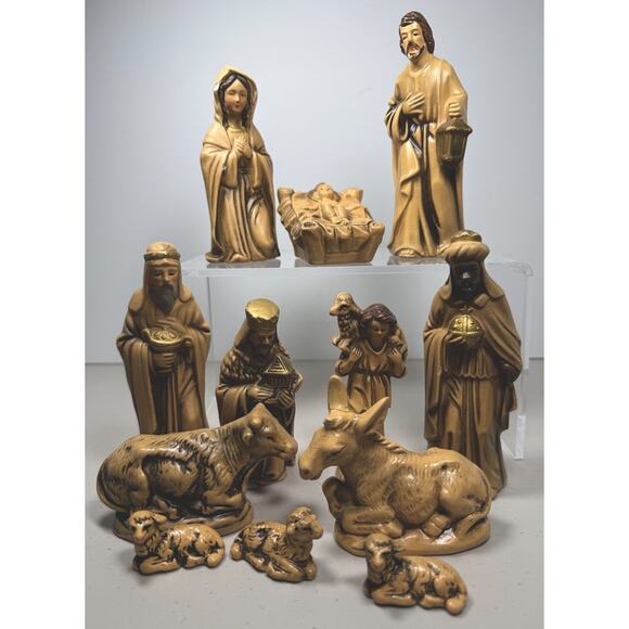 Vintage Chalkware Christmas Nativity Set Japan 12 Piece Hand Painted Tan READ - Picture 1 of 16